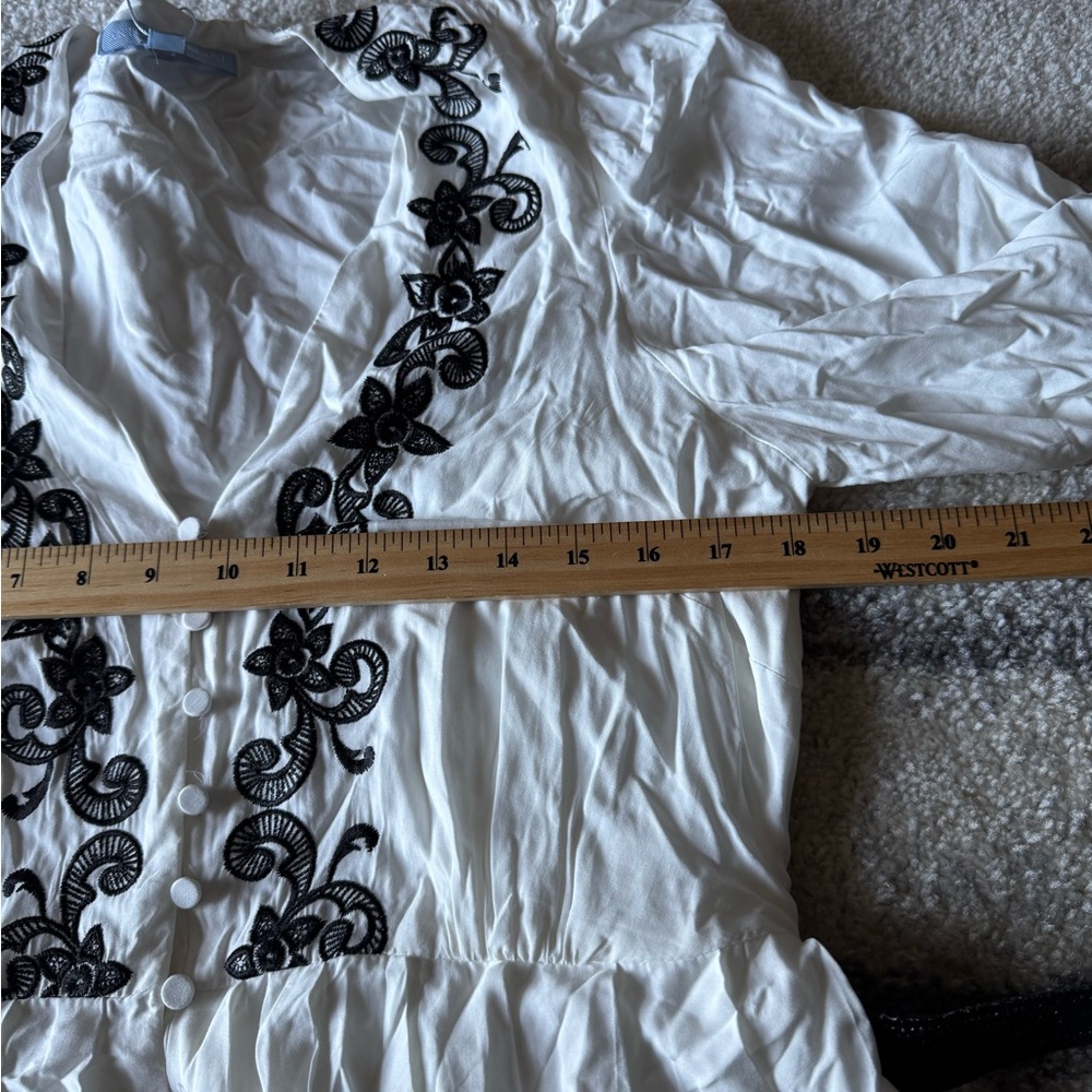 ANTONIO MELANI White Dress with Black Embroidery - Picture 14 of 14